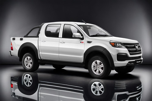 FOTON Tunland Front Cross Side View