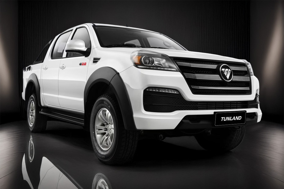 Tunland Front deep low Angle View in UAE