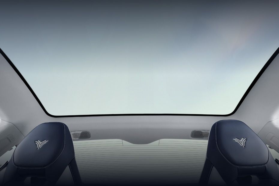 NETA GT Sunroof Moonroof in UAE