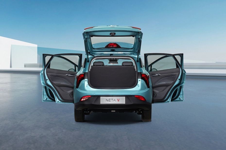 V All Door Open in UAE