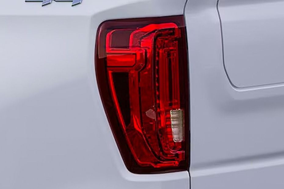 Sierra LD Tail light in UAE