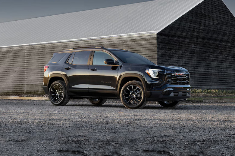 GMC Terrain Front Cross Side View