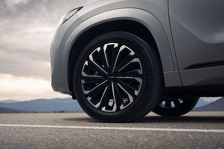 Jac 8 Rims Jaecoo J8 Color Options Available in UAE