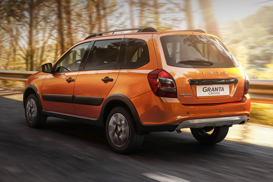 Rear Cross Side View of Lada Granta Cross Rear Cross Side View of Lada Granta Cross