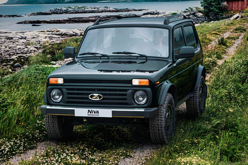 Full Front View of Niva Bronto