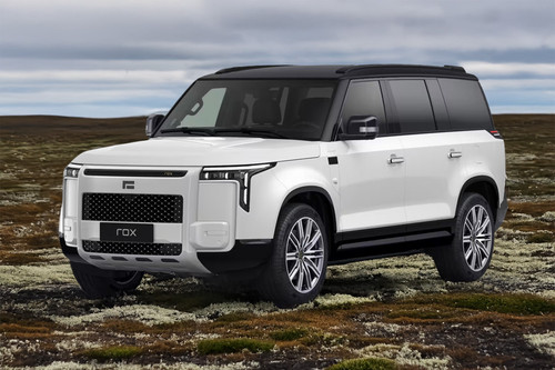 Adamas Front angle low view