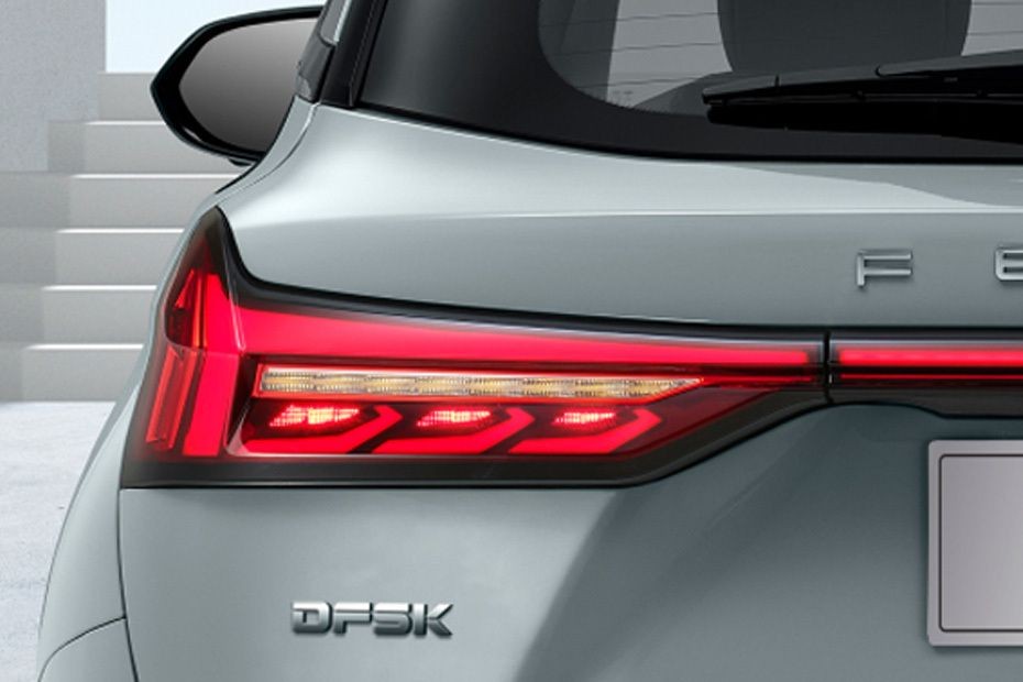 Fengon 600 Tail light in UAE