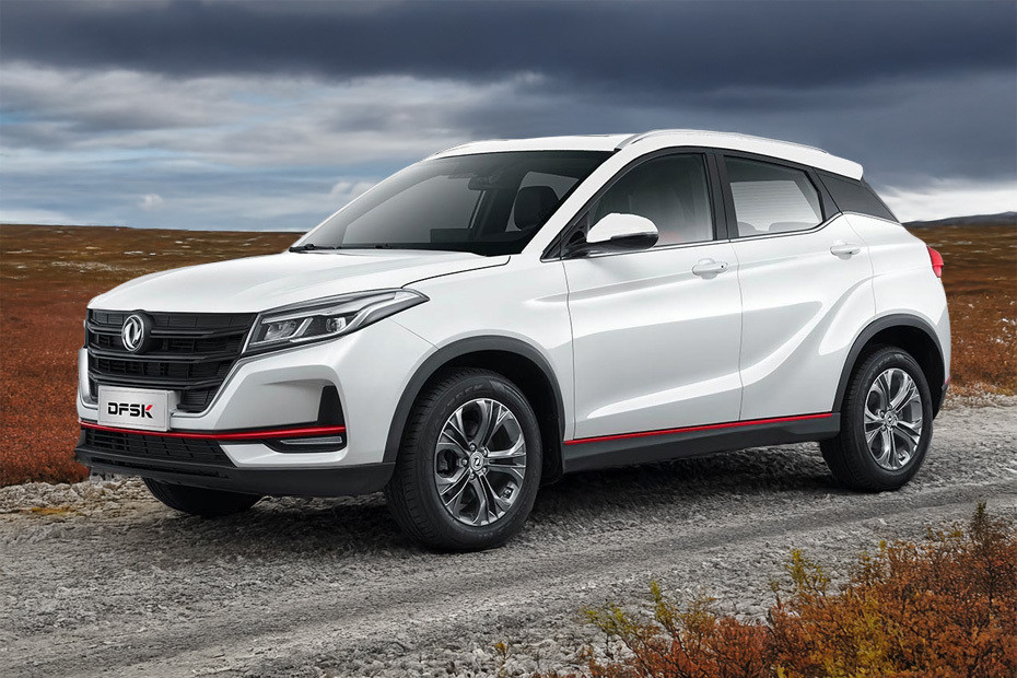 DFSK Fengon 500 Front Side View in UAE