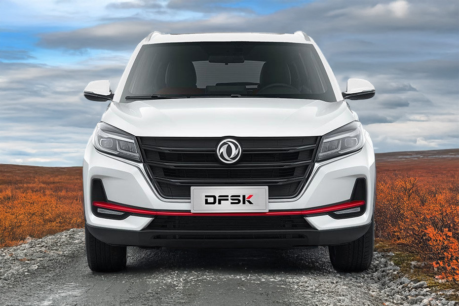 Full Front View of Fengon 500 in UAE