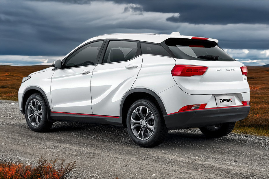 Rear Cross Side View of DFSK Fengon 500 in UAE