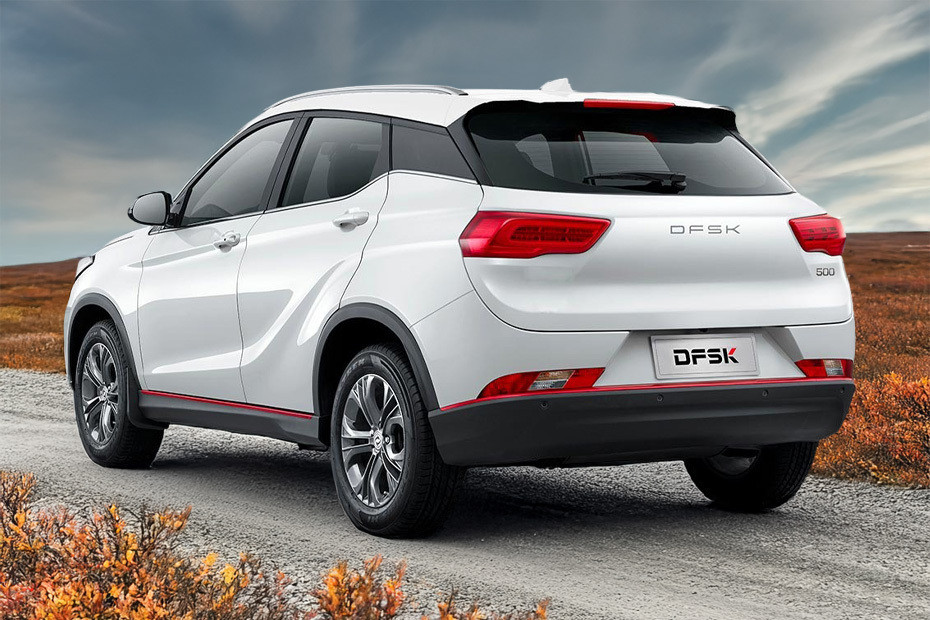 Rear Medium View of DFSK Fengon 500 in UAE