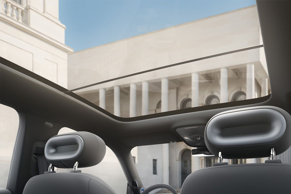 Smart 5 Sunroof Moonroof in UAE