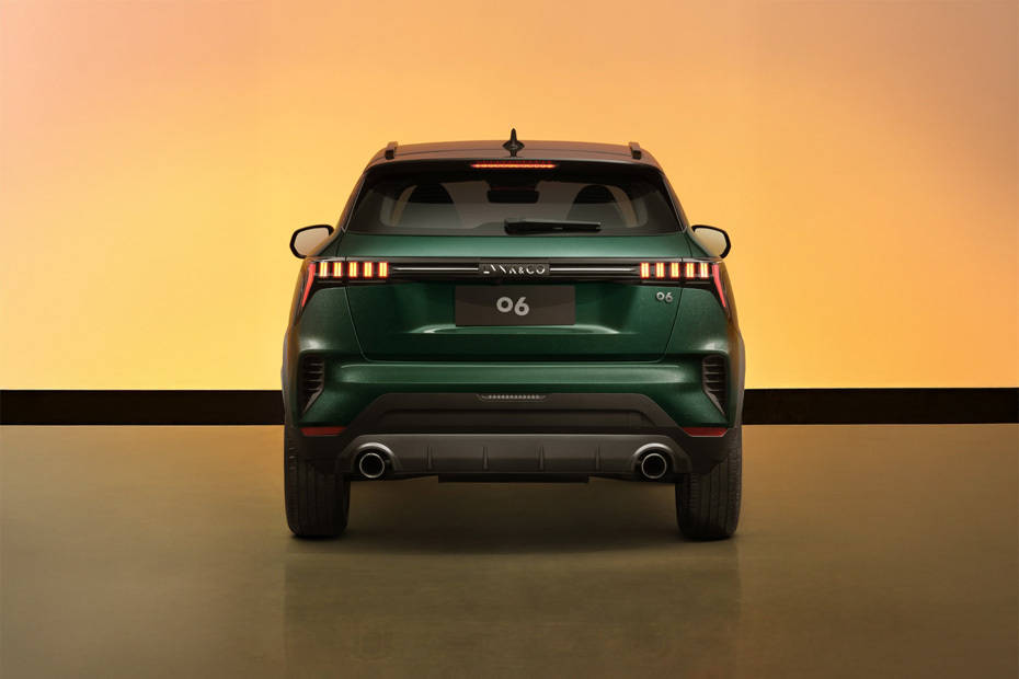 Full Rear View of LYNK&CO 06 Full Rear View of LYNK&CO 06