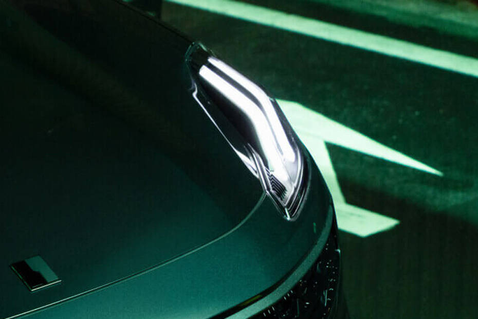 06 Headlight 06 Headlight