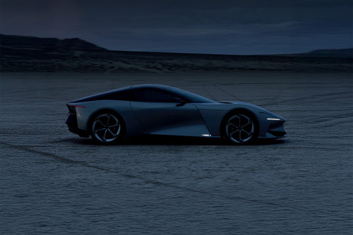 Kaveya Medium Angle Front View