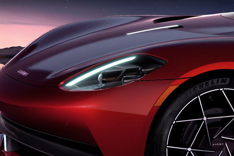 Amaris Headlight in UAE