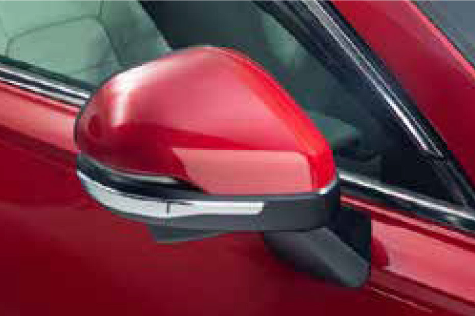 Honda CR-V Drivers Side Mirror Front Angle in UAE