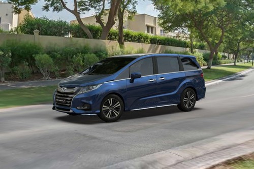 Honda Odyssey J Front Side View