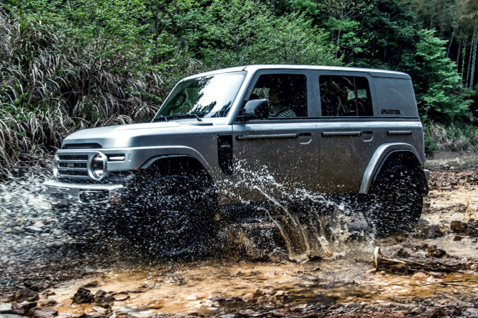 Rear Cross View of iCaur V23 in UAE