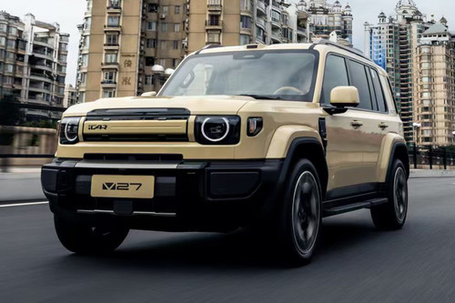 V27 Front angle low view