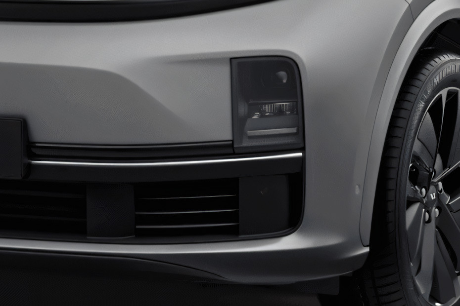 L7 Front Fog Lamp L7 Front Fog Lamp