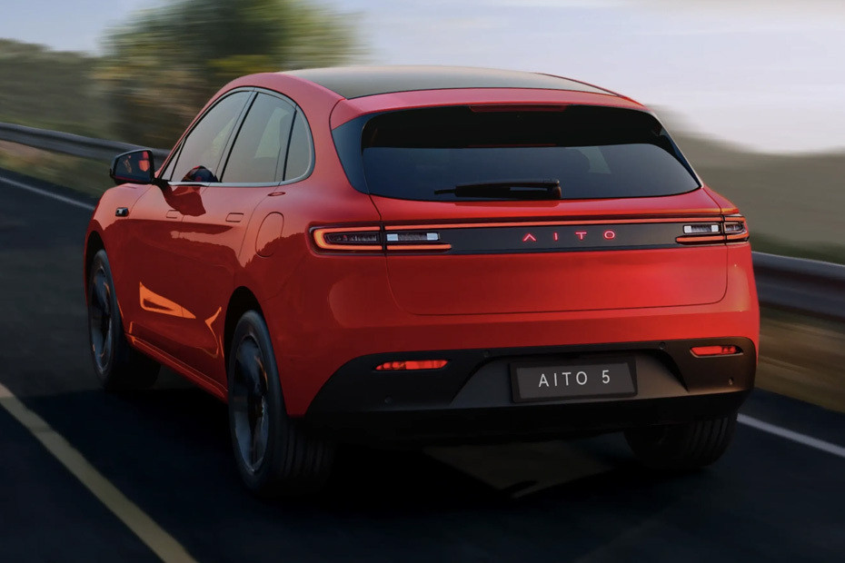 Rear Medium View of AITO 5 in UAE