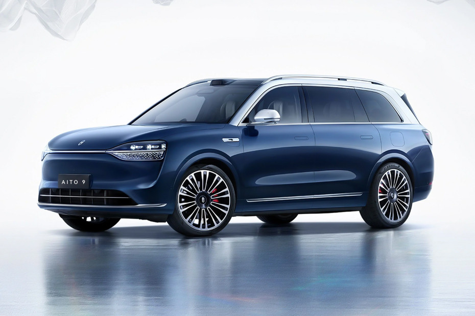 AITO 9 Front Side View AITO 9 Front Side View