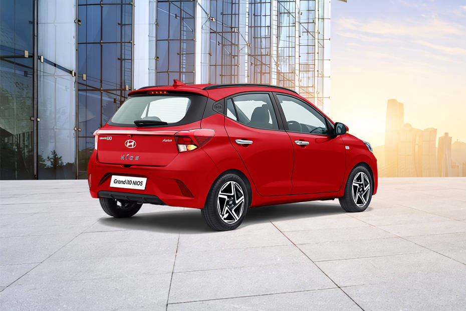 Grand i10 Rear angle view Grand i10 Rear angle view