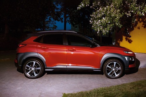 Hyundai Kona (2018-2021) Drivers Sideview