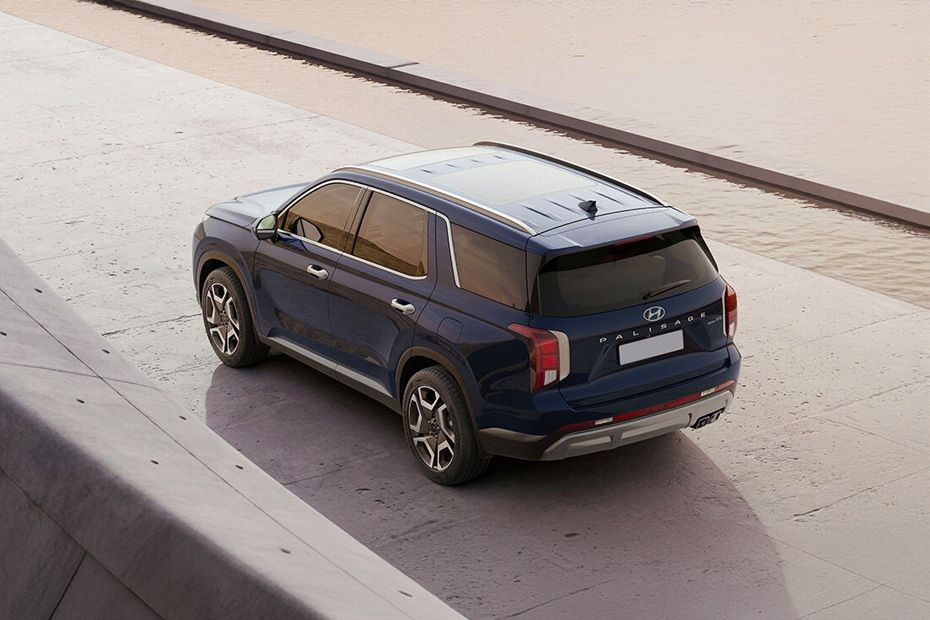 Rear Medium View of Hyundai Palisade (2022-2024) in UAE