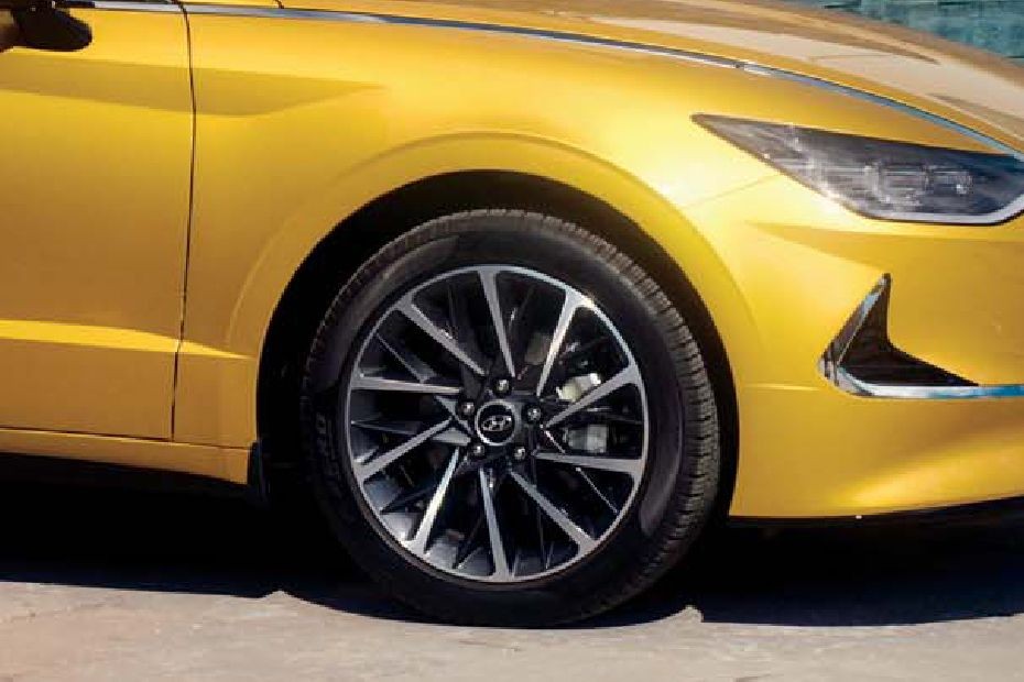 Sonata (2021-2023) Wheel in UAE