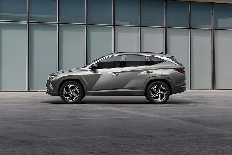 Hyundai Tucson (2022-2024) Full Side View in UAE
