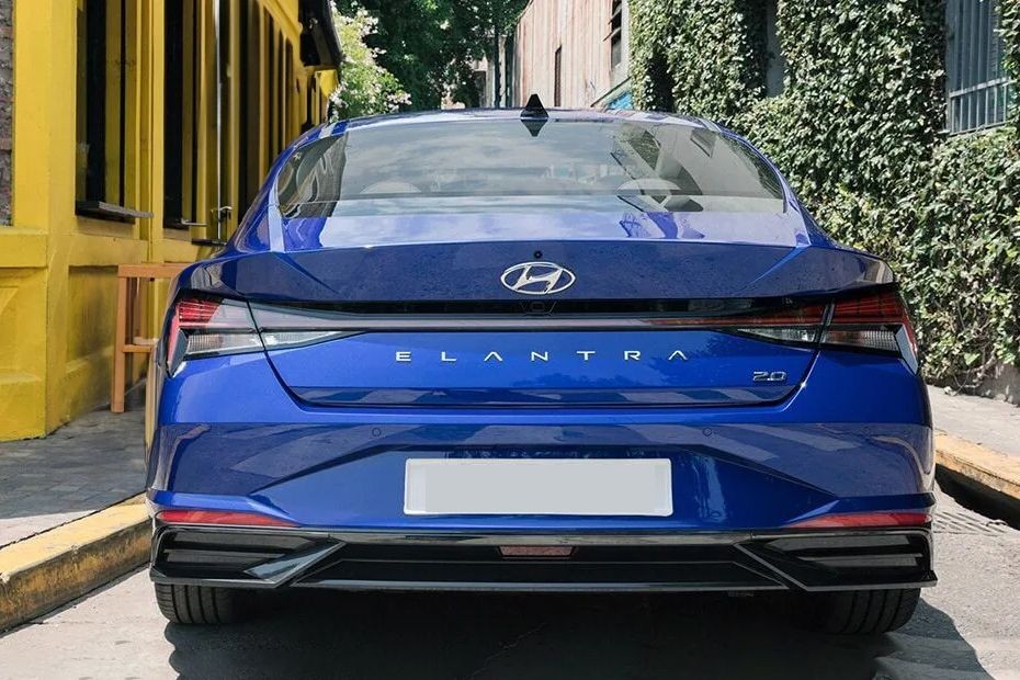 Full Front View of Elantra (2021-2024) in UAE