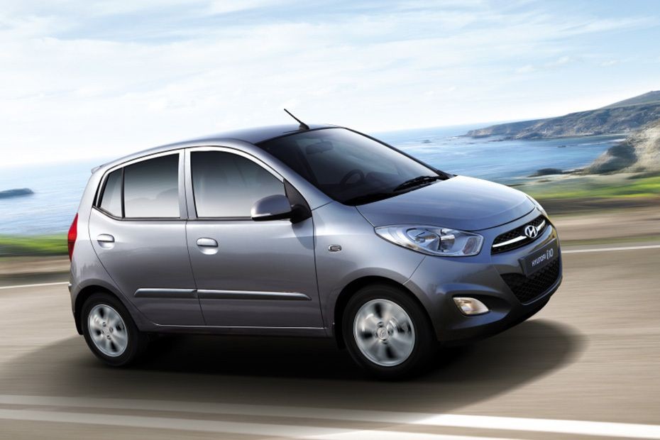 Hyundai i10 Front Cross Side View in UAE
