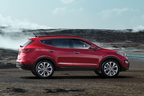 Hyundai Santa Fe (2012-2021) Drivers Sideview