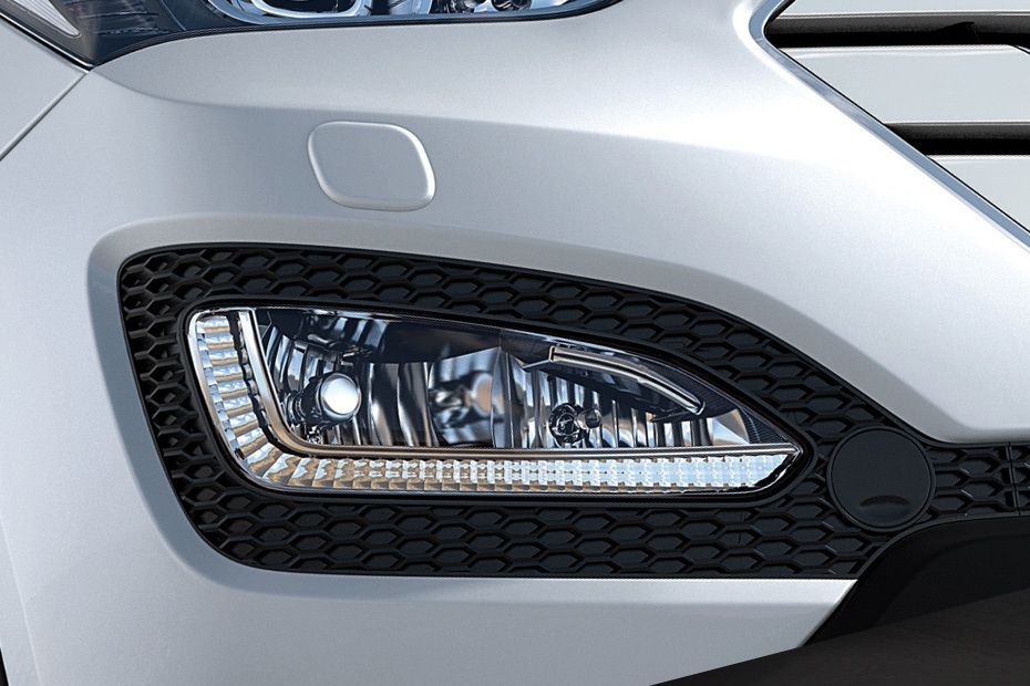Santa Fe (2012-2021) Front Fog Lamp in UAE