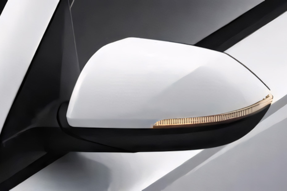 Hyundai Kona Drivers Side Mirror Front Angle