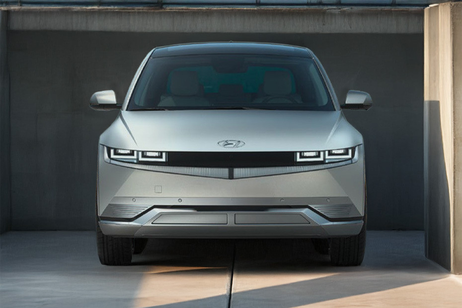 Full Front View of IONIQ 5 Full Front View of IONIQ 5