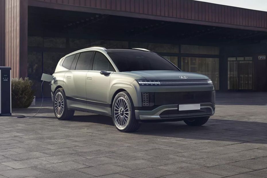 Hyundai Ioniq 9 Front Medium View in UAE