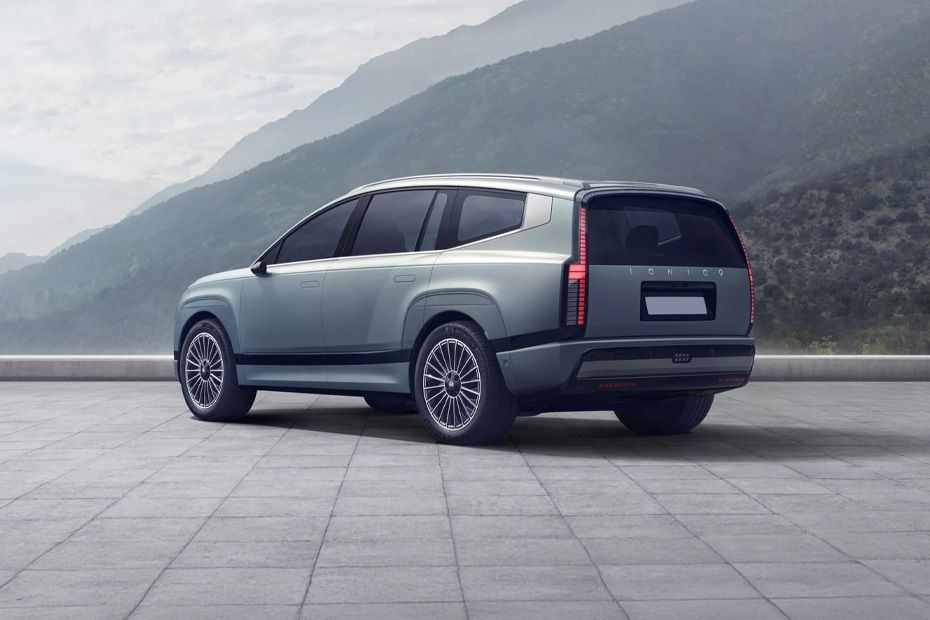 Rear Cross Side View of Hyundai Ioniq 9 in UAE