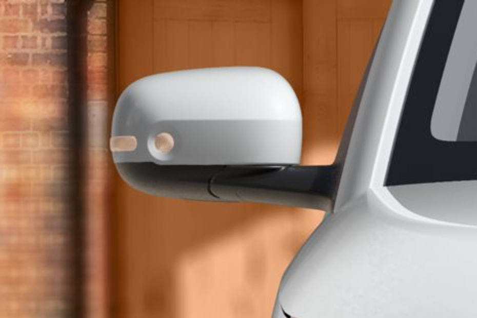 Hyundai Inster Drivers Side Mirror Front Angle Hyundai Inster Drivers Side Mirror Front Angle