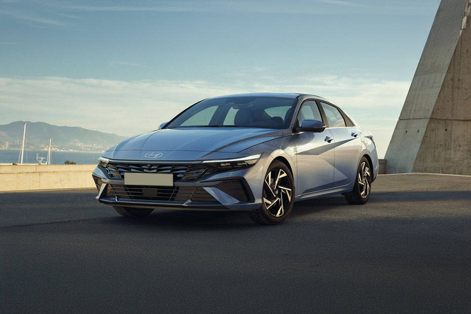 Hyundai Elantra Comfort 2025 UAE