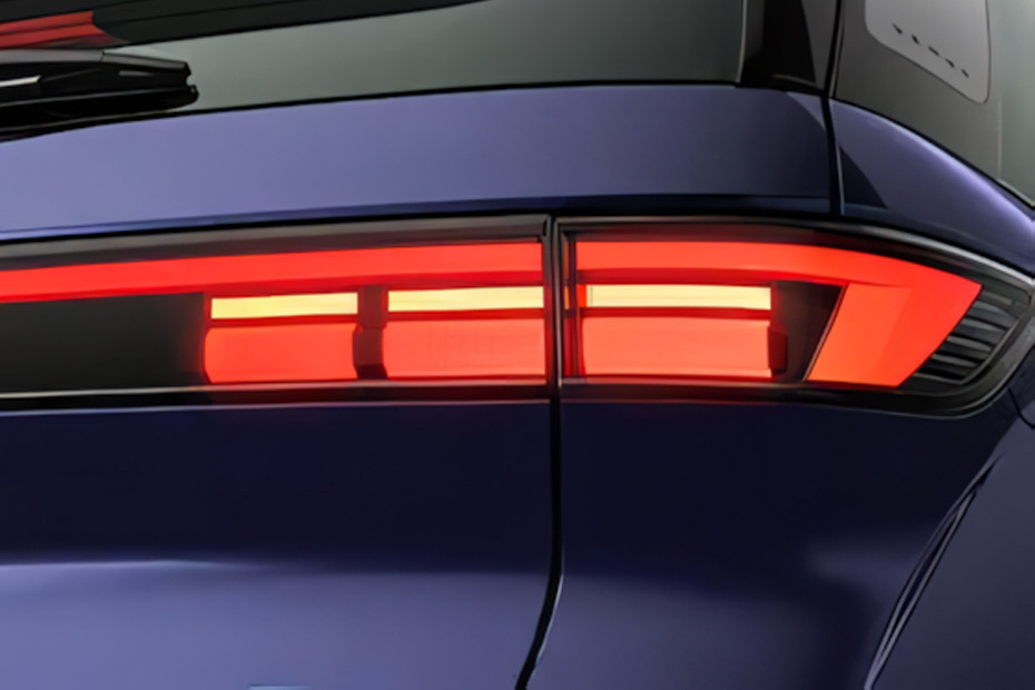 Venue 2026 Tail light