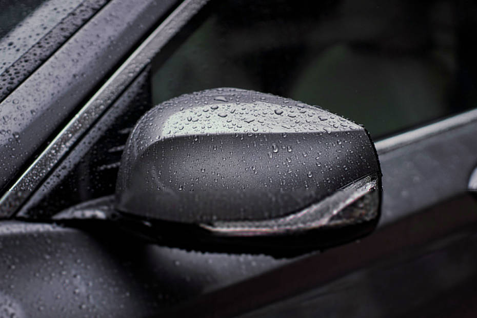 Infiniti QX50 Drivers Side Mirror Front Angle Infiniti QX50 Drivers Side Mirror Front Angle