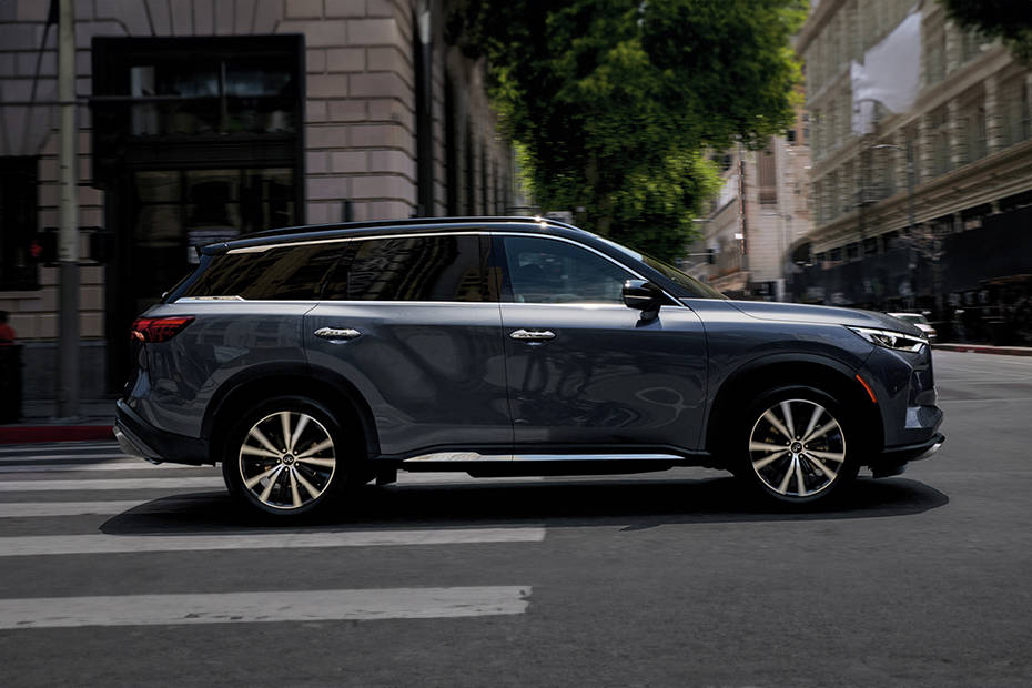 Infiniti QX60 Drivers Sideview Infiniti QX60 Drivers Sideview