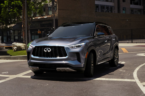 QX60 (2024-2025) Front angle low view