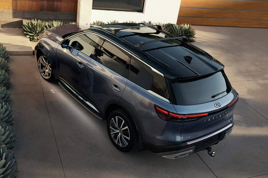 QX60 Rear Low Angle View QX60 Rear Low Angle View