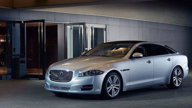 Jaguar XJ Premium Luxury LWB UAE