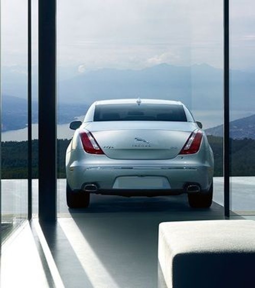 Full Rear View of Jaguar XJ Premium Luxury LWB