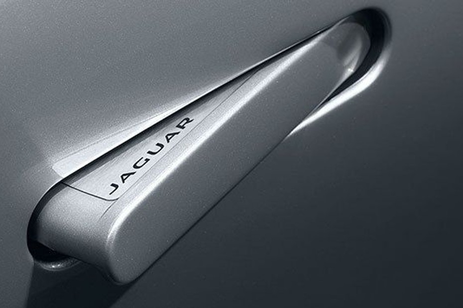 F-Type R AWD Convertible Door handle in UAE